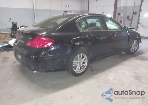 2015 Infiniti Q40 z USA, uszkodzony, nr VIN JN1CV6AR5FM524067